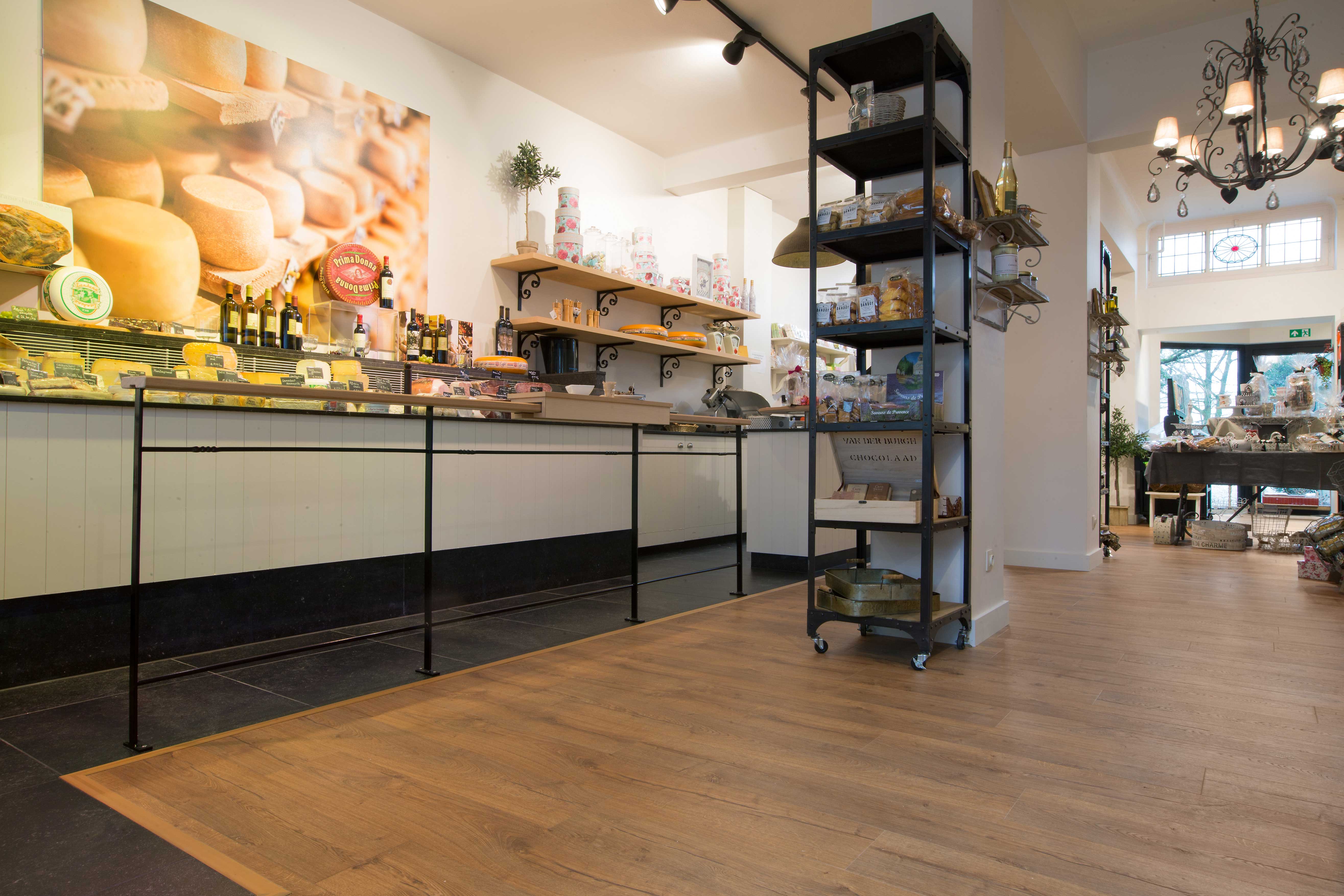 得高Quick-Step進口地板，尖端科技，無懼水漬 4